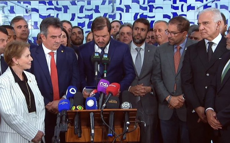 Federação União Progressista anuncia saída da base do governo e entrega de cargos