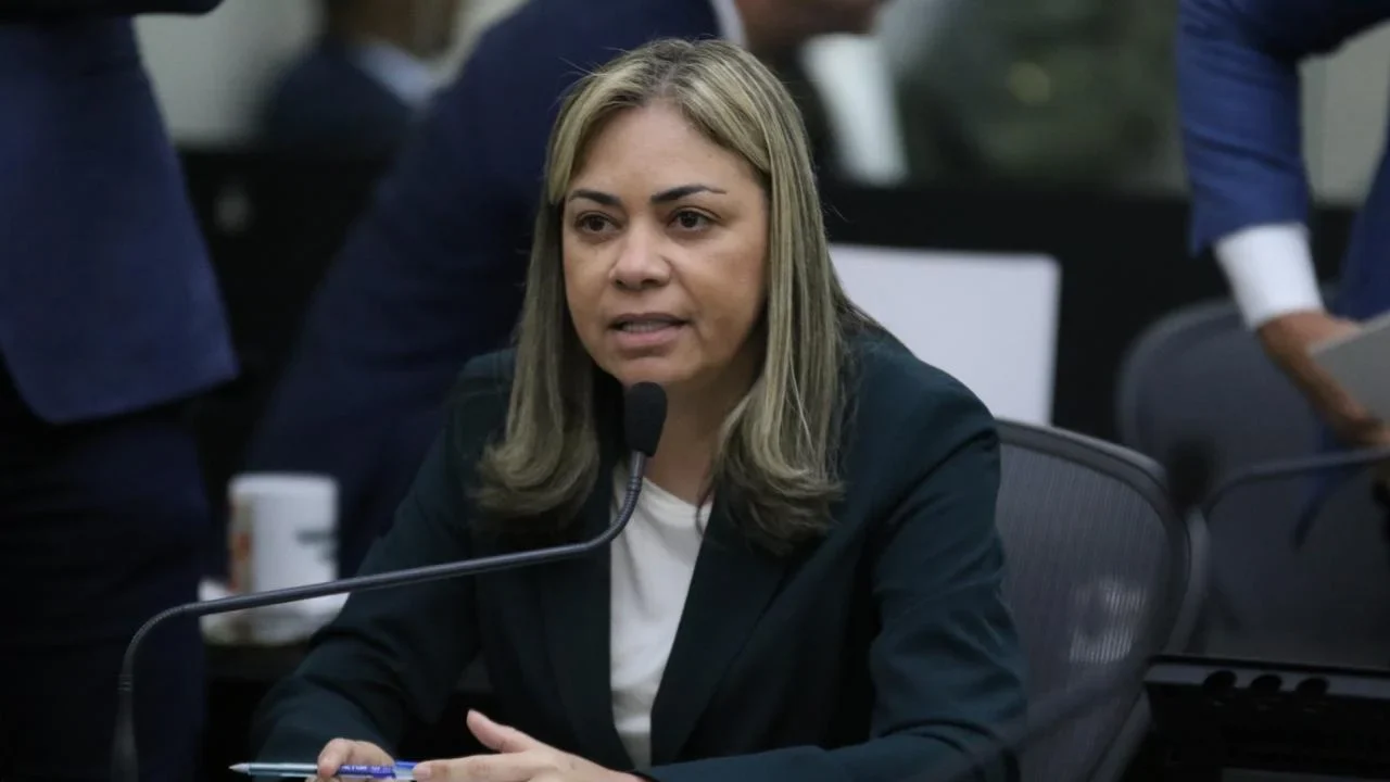 Discutido projeto que obriga instalação de dispositivos de segurança em sugadores de piscinas