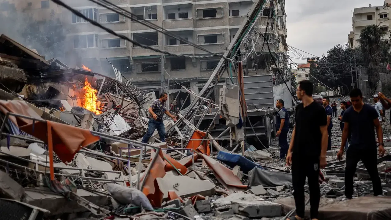 13 palestinos morrem por ataque em Gaza, em meio a negociações entre Israel e Hamas