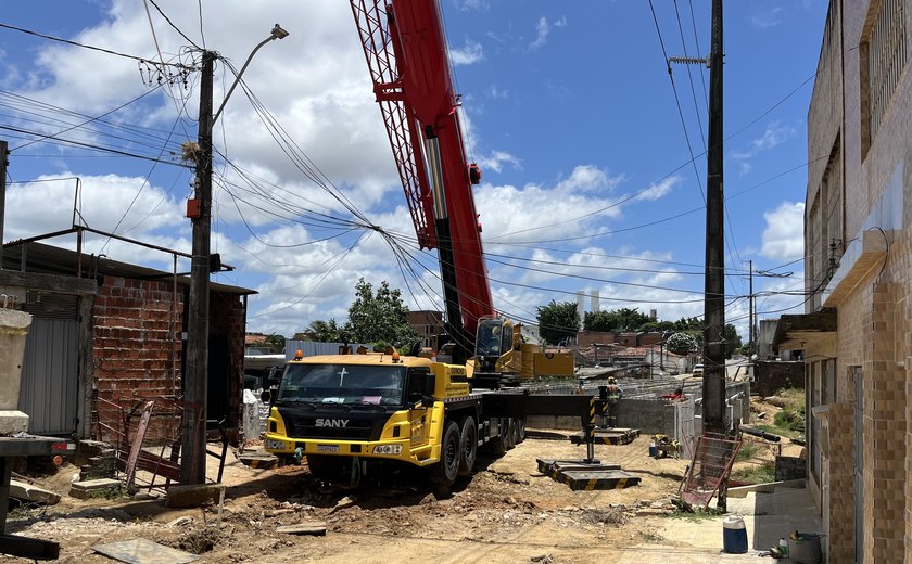 Obras da nova ponte da Santa Lúcia avançam com nova etapa