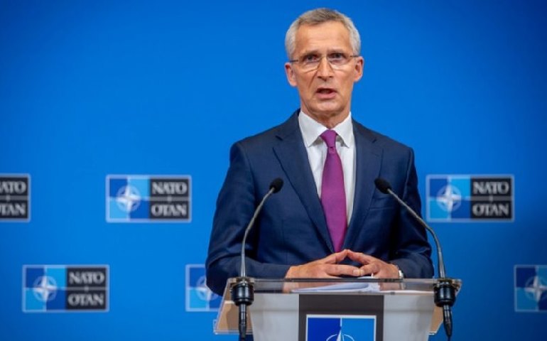 Otan se compromete com futura adesão da Ucrânia e obtém apoio para o país