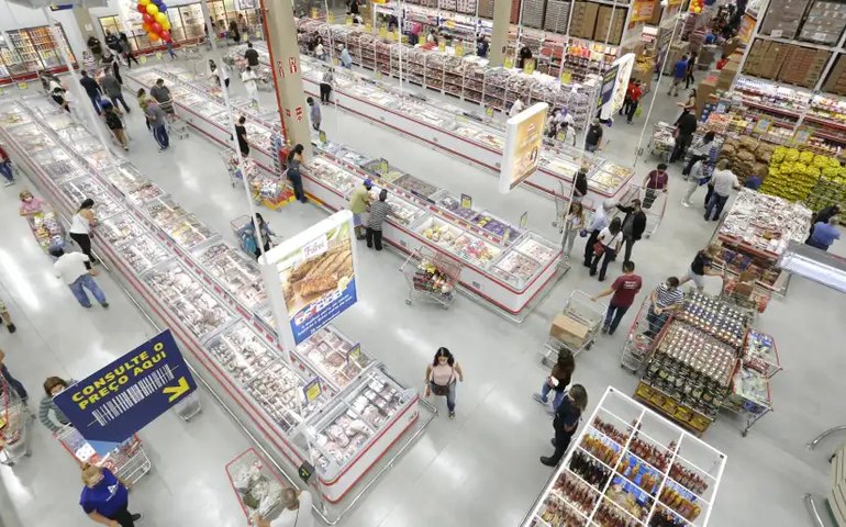 Assaí: lucro líquido é de R$ 319 milhões no 2º trimestre; alta de 20,7%