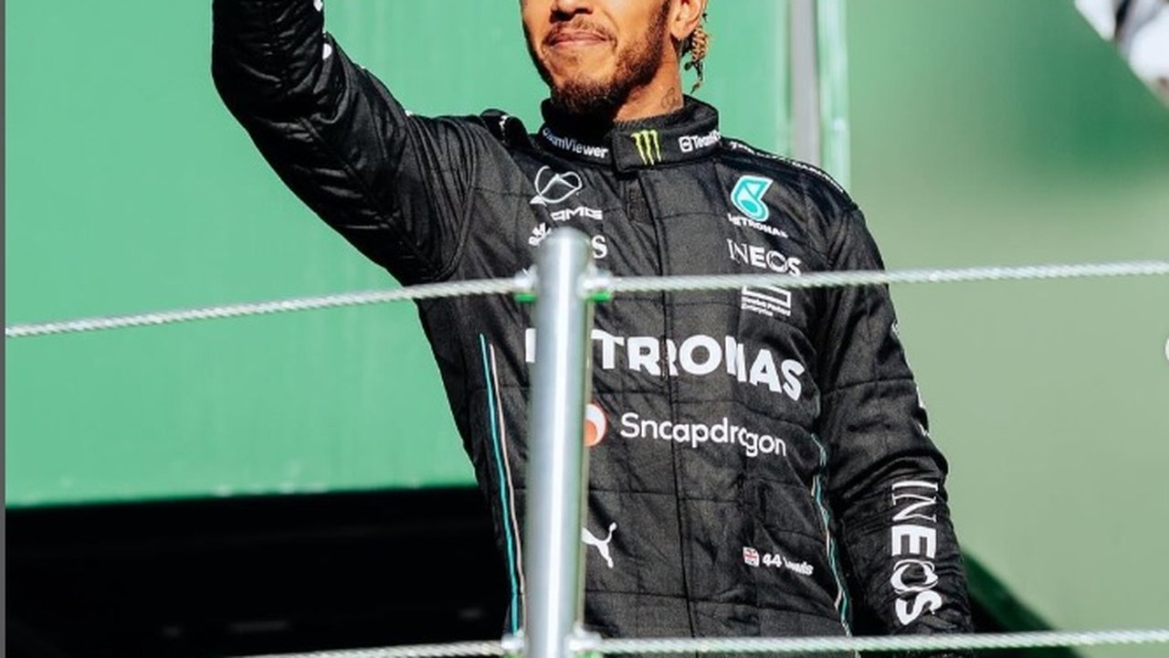 Fórmula 1: Hamilton está perto de acertar com a Ferrari para 2025, diz jornal