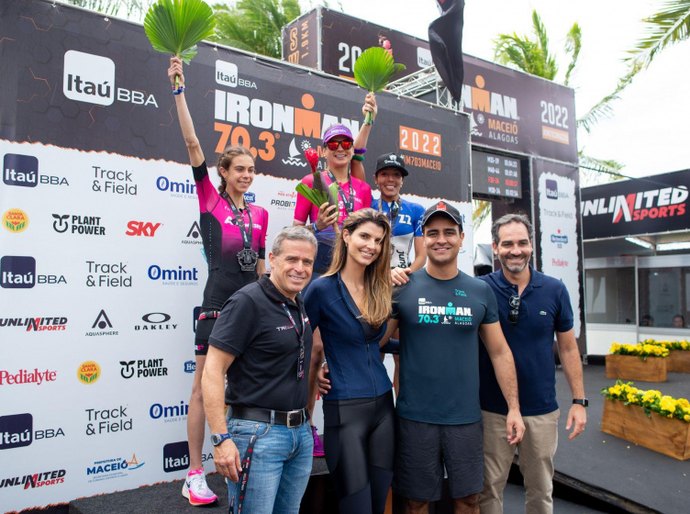 Prefeito JHC entrega premiações do IronMan e reforça protagonismo de Maceió no cenário nacional do triathlon