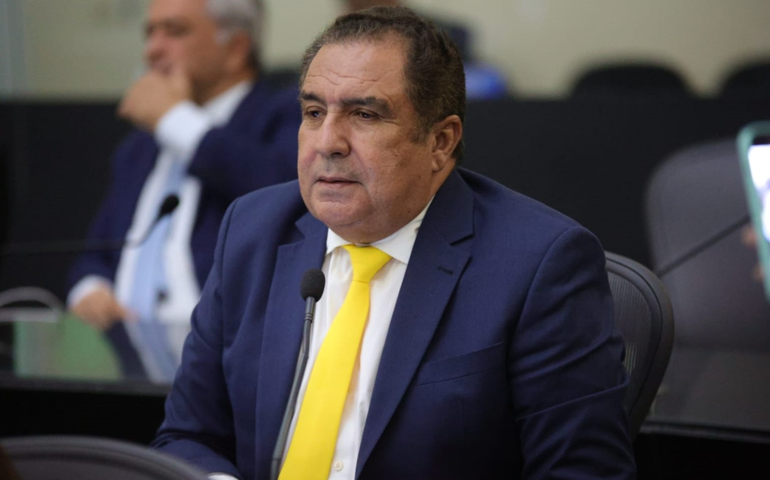 Inácio Loiola homenageia Senador Rui Palmeira pelos 43 anos de emancipação política