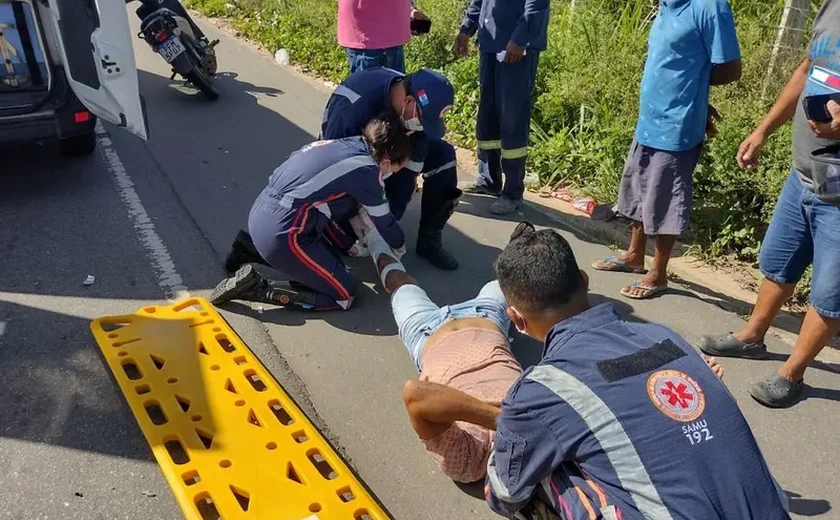 Acidente entre duas motos deixa homem ferido na AL-110