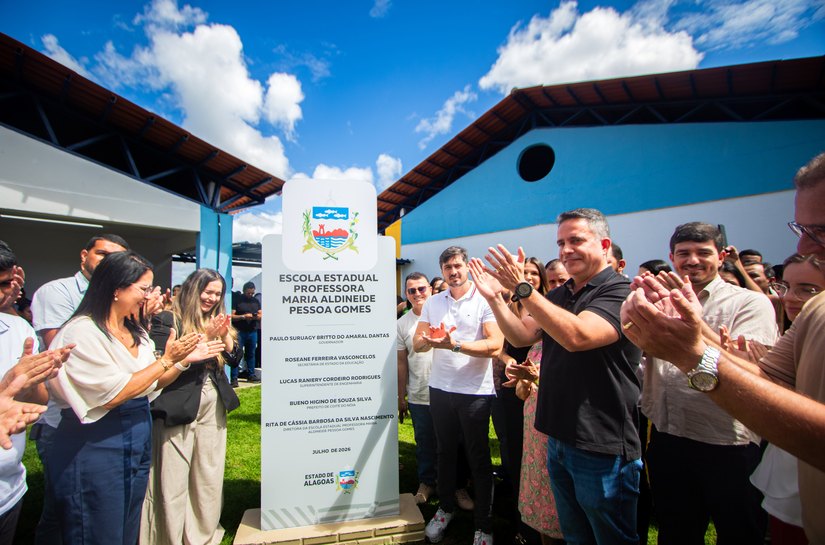 Governo de Alagoas entrega 33ª Escola do Coração em Coité do Nóia
