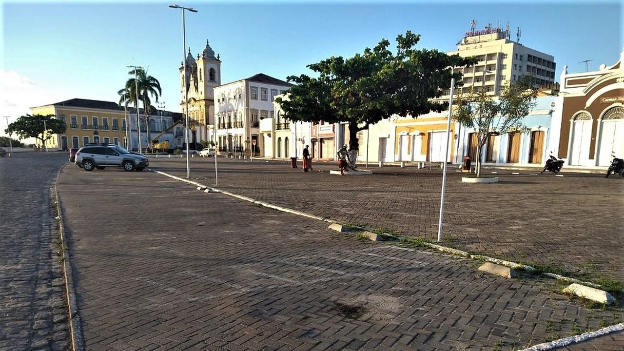 Prefeitura de Penedo faz contrato emergencial para garantir manutenção da coleta de lixo
