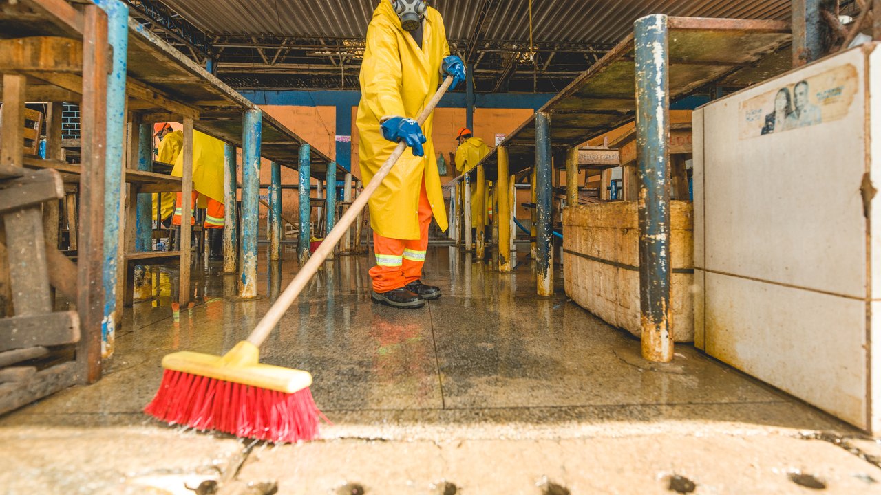 Mercado da Produção recebe equipe de higienização nesta segunda (24)