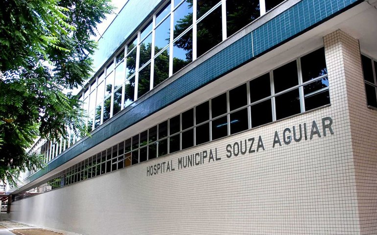 Unidades de saúde do Rio terão placas com textos críticos ao aborto