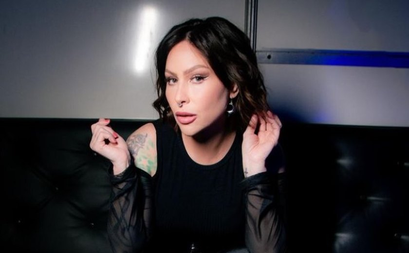 Pitty cancela shows após cirurgia de emergência