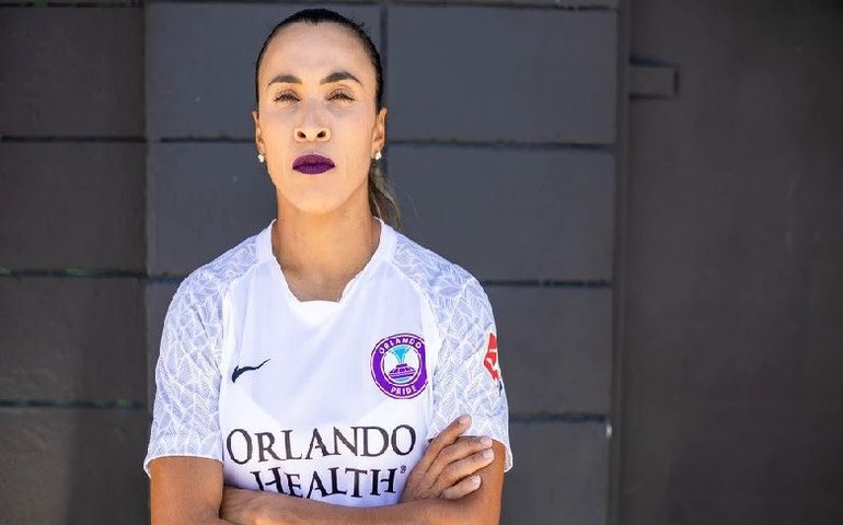 Recuperada de lesão, Marta estende contrato com o Orlando Pride até 2024
