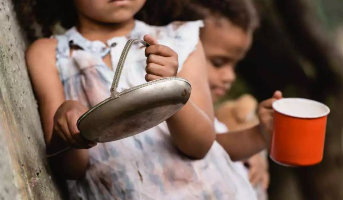 Com 30% das famílias passando fome, a pauta não pode ser outra