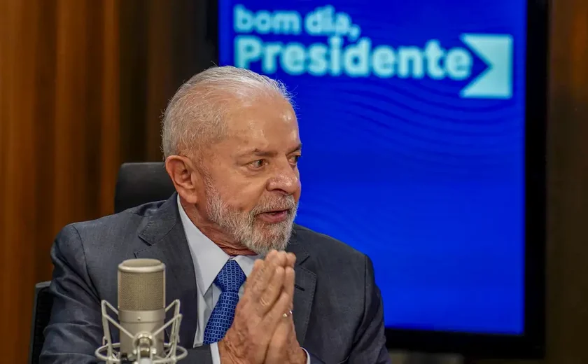 Lula: 'Àqueles que estão torcendo para que Brasil não dê certo, podem tirar o cavalo da chuva'