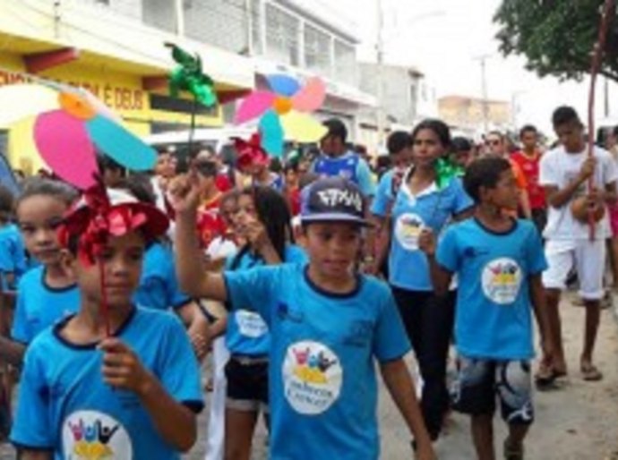 Lugar de Criança? É na rua, dizendo NÃO ao TRABALHO INFANTIL