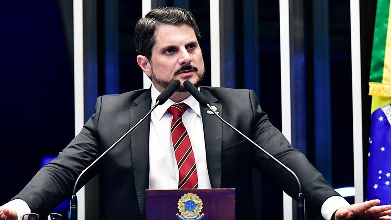 Marcos do Val critica decisão de obrigar Telegram a apagar texto contra projeto das fake news