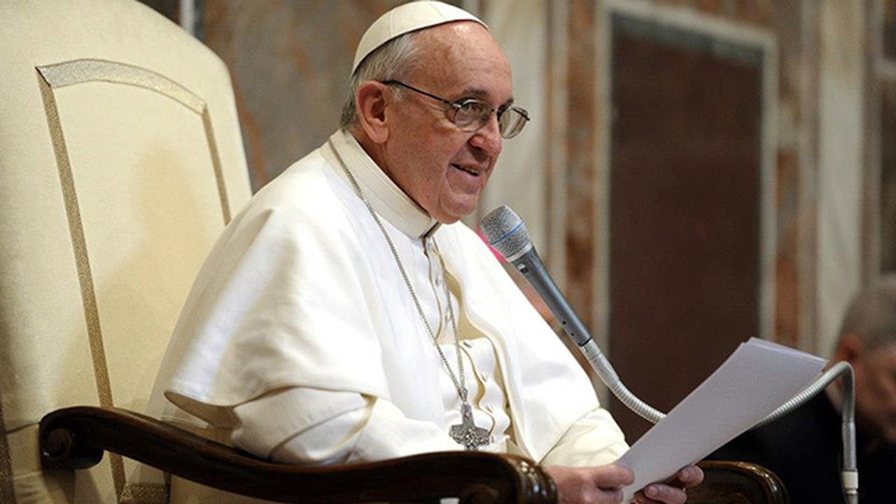Papa Francisco: Deus não deixa faltar o pão nosso de cada dia