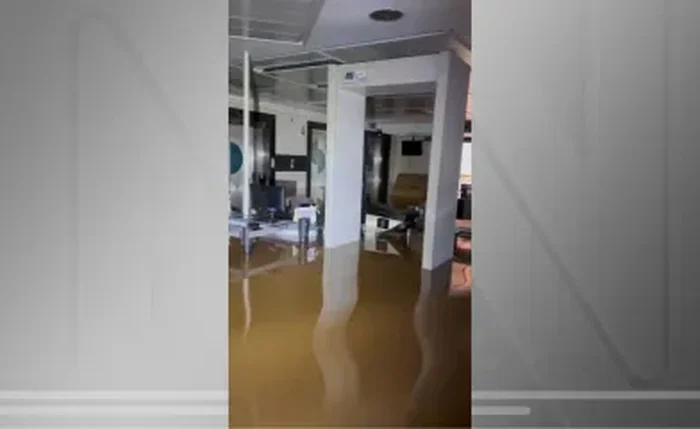 Enchente que castiga Porto Alegre atingiu a sede do TRF-4