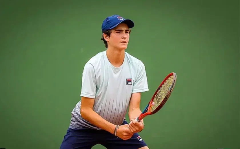 João Fonseca vence tenista da casa em estreia no Challenger de Lyon