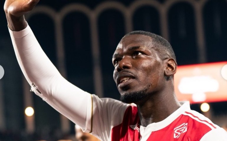 Pogba se torna sócio e embaixador de equipe profissional de corrida de camelos