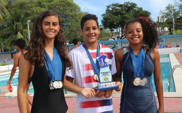 Equipe de natação do Cepa encerra 2018 com títulos em competições alagoanas