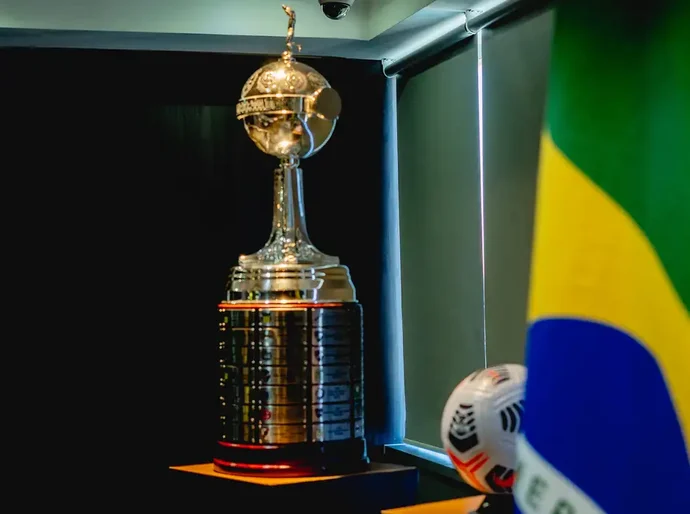 Flamengo e Palmeiras disputam 7ª final brasileira da Libertadores