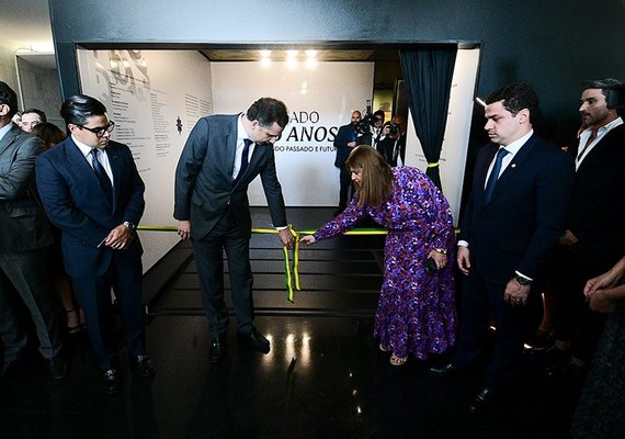 Pacheco inaugura exposição Senado 200 Anos: Conectando Passado e Futuro