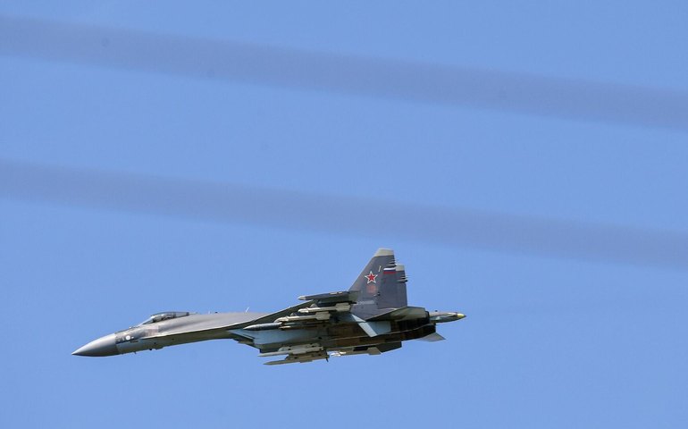 Caça russo Su-35S é considerado superior ao F-16 e F-22 por especialista