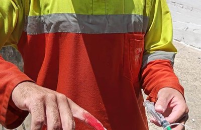 Perfurocortantes: Prefeitura orienta como descartar e evitar acidentes
