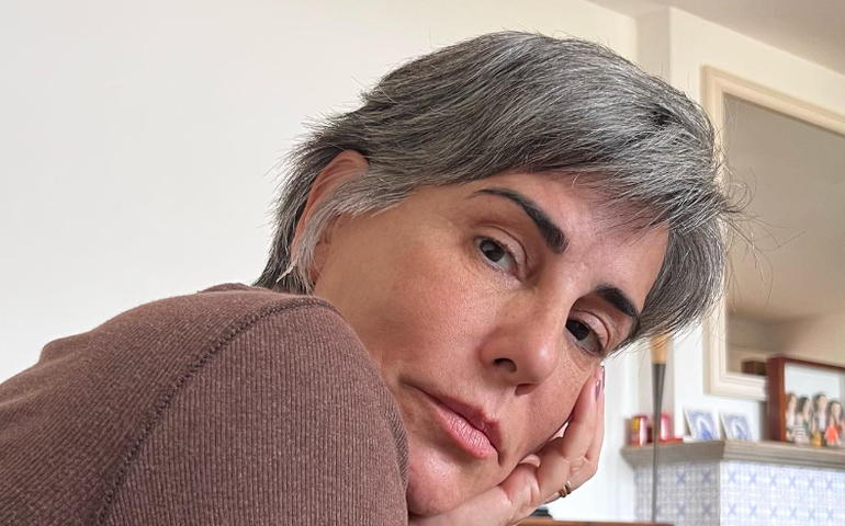 Gloria Pires denuncia produto de beleza que usa imagem dela sem autorização: não caiam nessa'