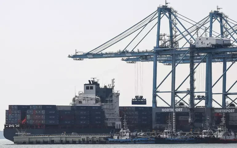 Marinha italiana prepara missão para atuar no Estreito de Ormuz após guerra