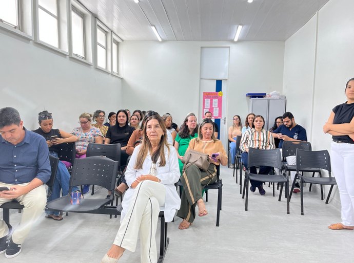 Pam Salgadinho promove Semana da Enfermagem