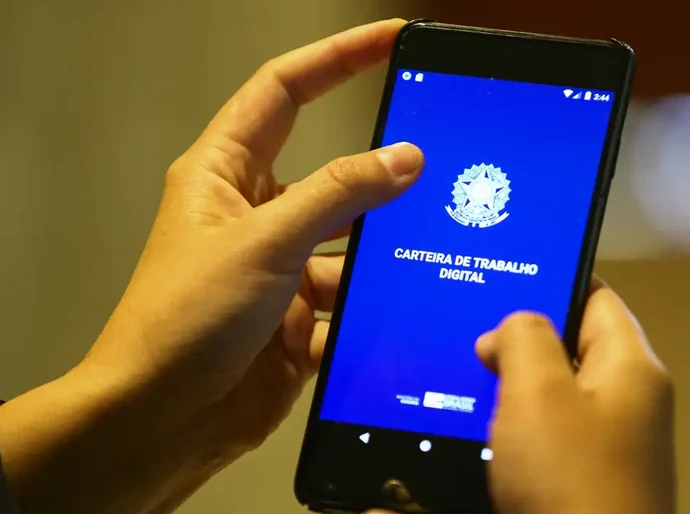 Saiba como consultar se tem direito ao abono salarial PIS/Pasep 2026