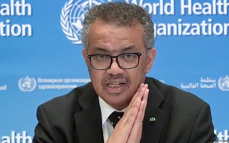 Diretor-geral da OMS defende seu procedimento na pandemia