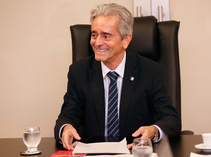 Presidente Fábio Bittencourt reconhece importância dos Oficiais de Justiça do TJAL
