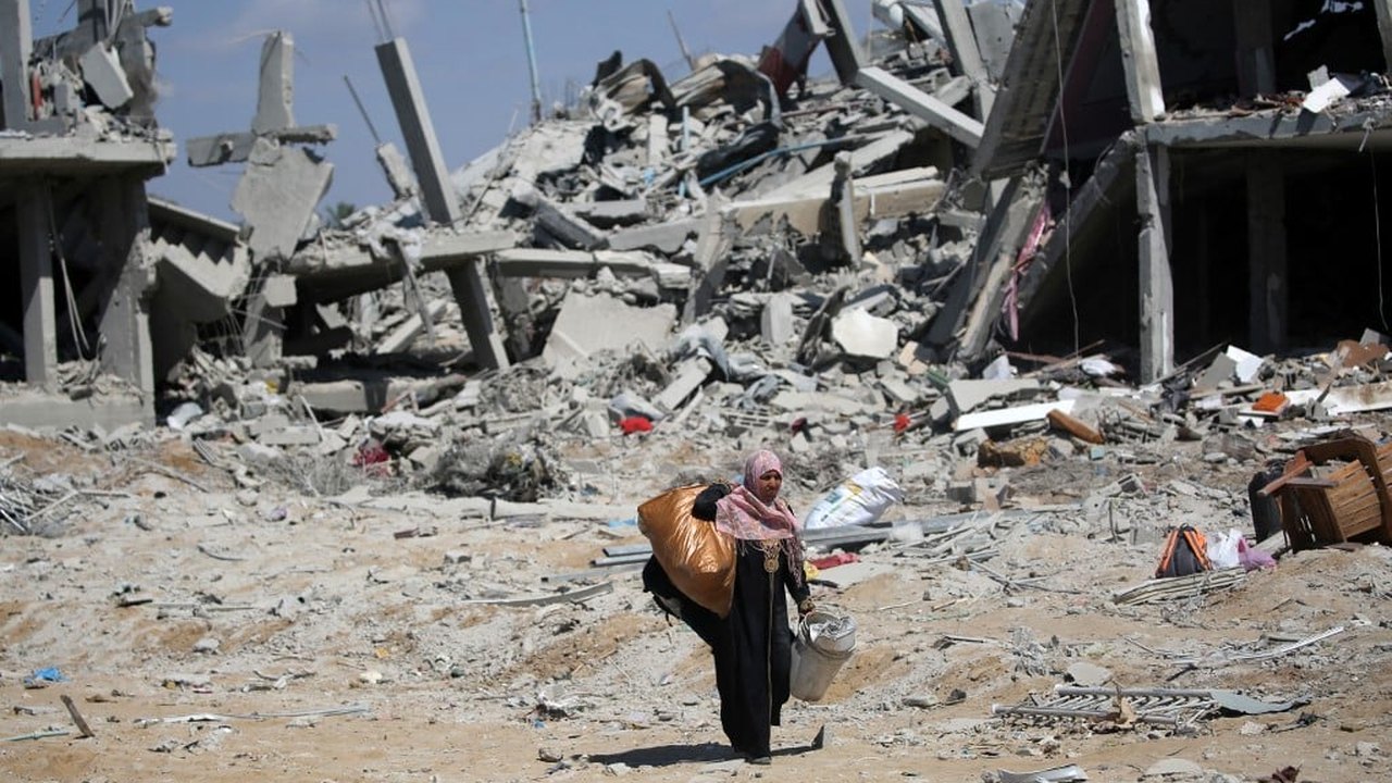 Defesa Civil de Gaza relata 21 mortos após bombardeio israelense sobre uma mesquita