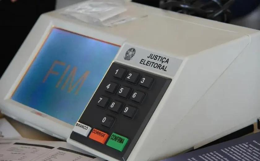 Sancionada com vetos nova lei que reduz prazo de inelegibilidade da Ficha Limpa