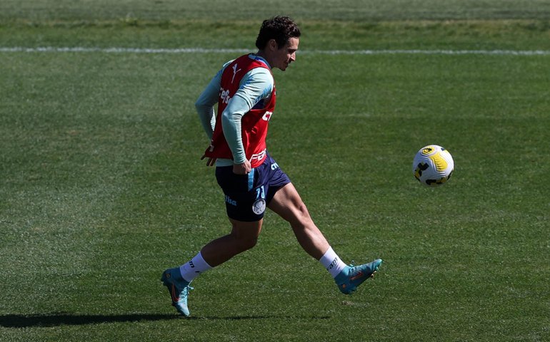 Merentiel faz 1º treino no Palmeiras e Raphael Veiga retorna após covid