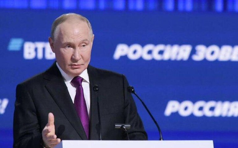 Vladimir Putin e Narendra Modi iniciam encontro informal em Nova Deli