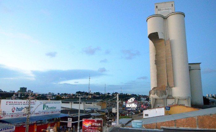 Silo que desabou tinha problemas estruturais, diz laudo