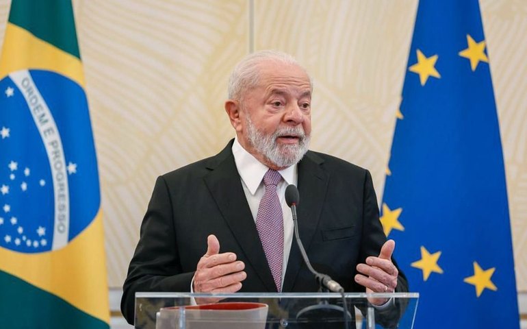 Lula vai fazer cirurgia por causa de artrose no quadril; entenda o problema