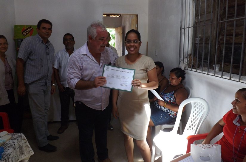 Secretário de Agricultura participa do fim de curso na zona rural de Penedo