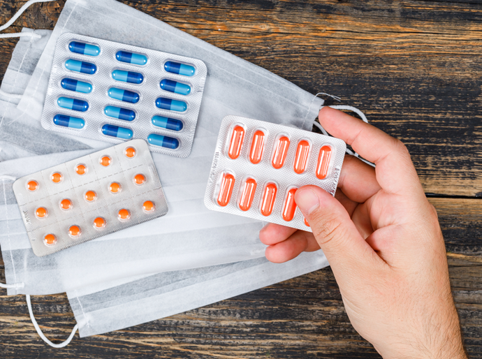Antigripais e antibióticos: os riscos da automedicação no inverno
