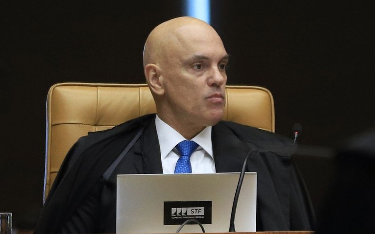 Moraes apaga comentário 'fiz cagada' de procurador-geral em vídeo de depoimento