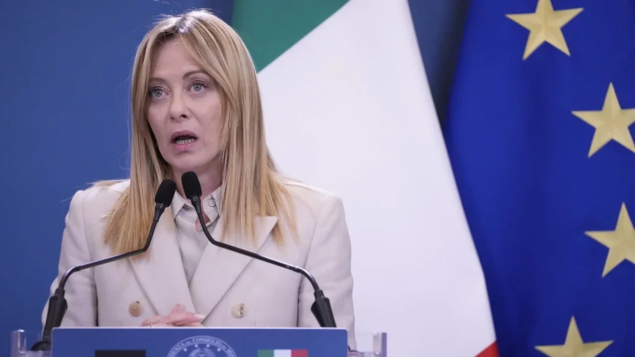 Primeira-ministra italiana anuncia medidas para limitar estudantes estrangeiros