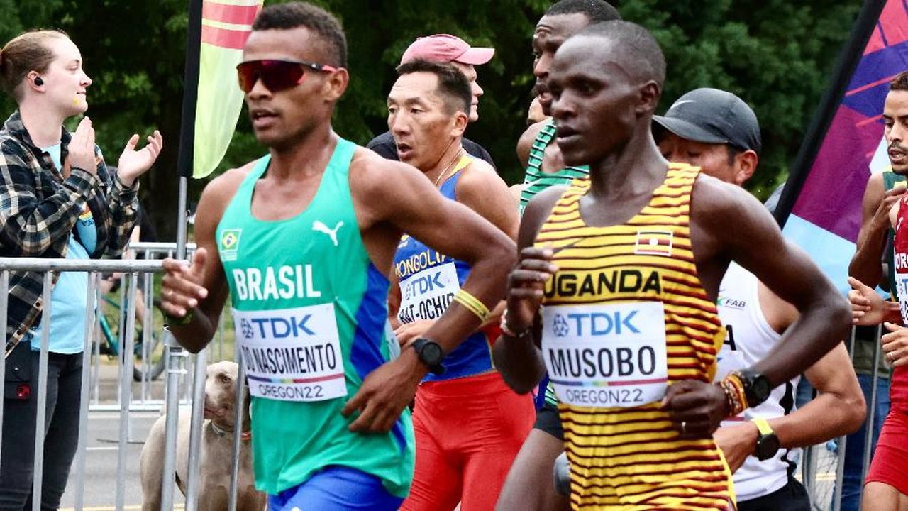 Danielzinho é 8º no Mundial de Atletismo; etíope Tola leva ouro com tempo recorde