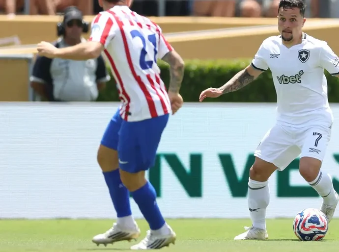 Botafogo perde, mas avança para oitavas da Copa do Mundo de Clubes