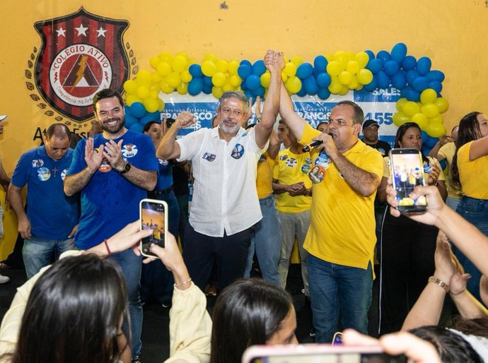 “No Senado, vamos garantir um amplo ciclo de investimentos em Maceió como jamais visto”, afirma Arthur Lira em eventos com Sales e Siderlane no Benedito Bentes