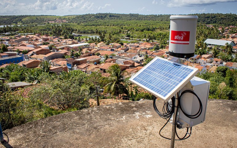 Governo de Alagoas instala pluviômetros em Jequiá da Praia e Roteiro