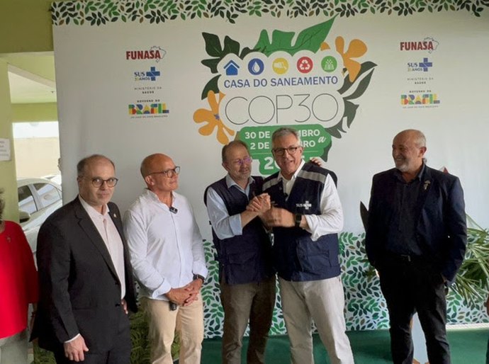 Ministro Padilha reforça papel da Funasa na COP30 em visita à Casa do Saneamento